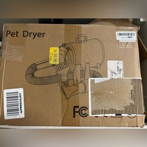 Pet dryer